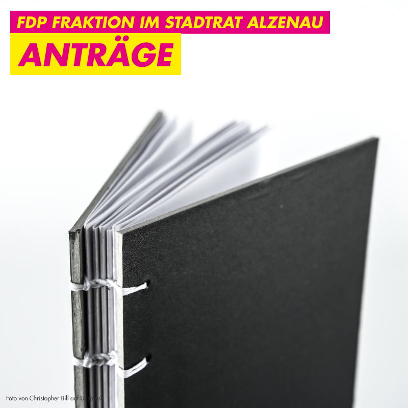 Gefüllter Aktenordner