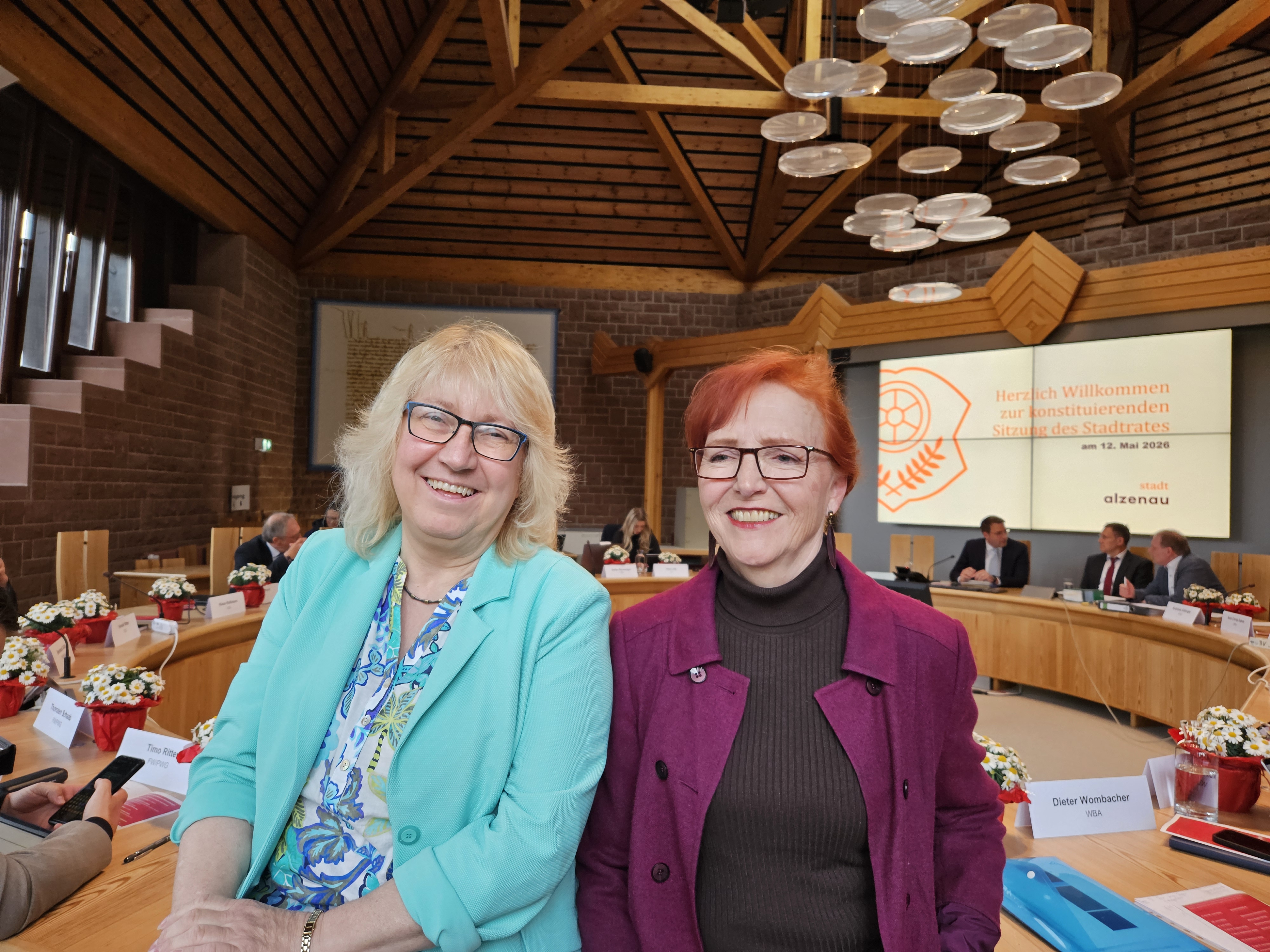 Jeanette Kaltenhauser und Stefka Huelsz-Träger